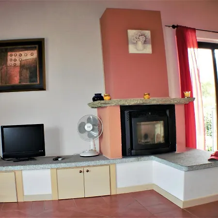 Apartman Beata Rose Colico